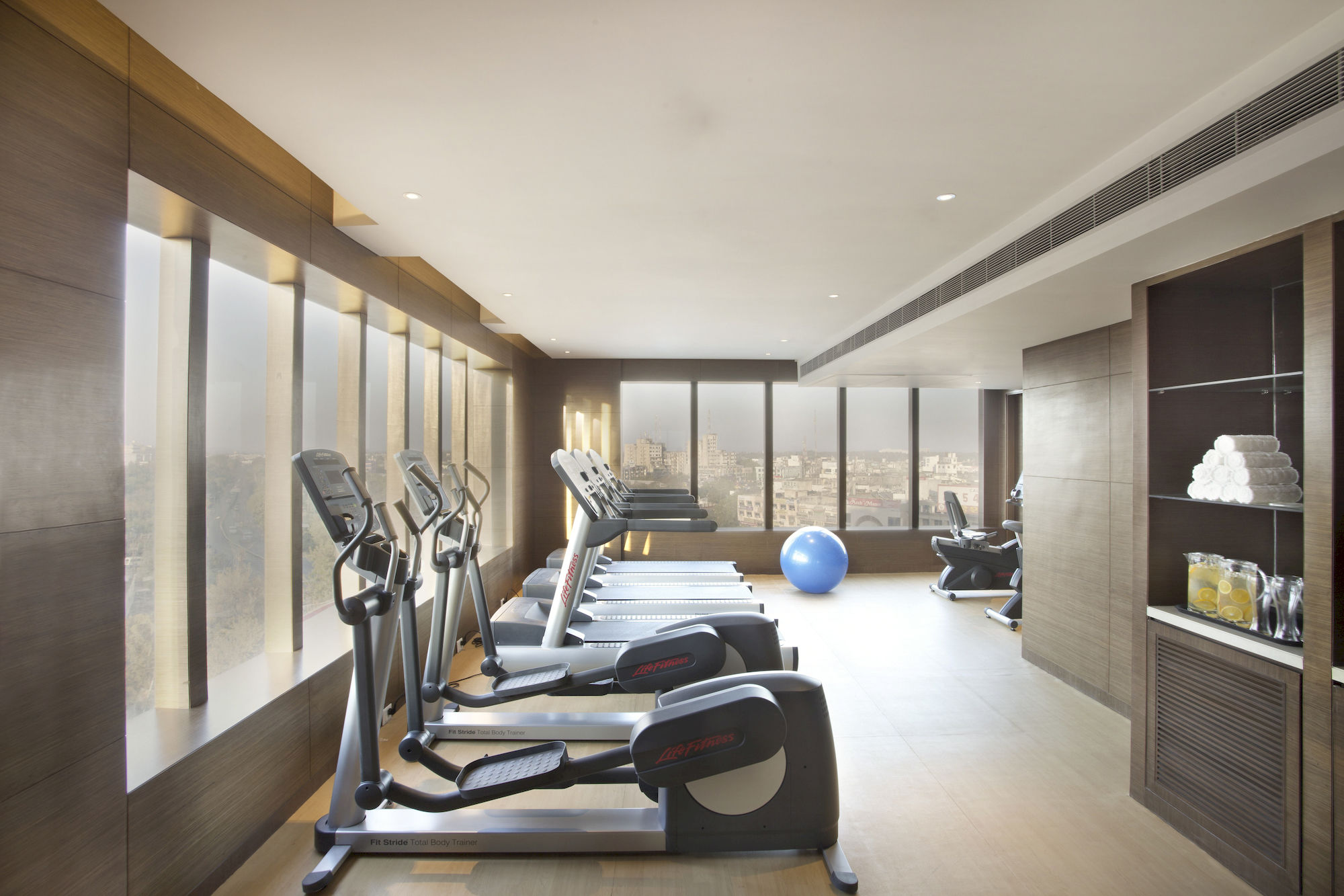 Фото Courtyard by Marriott Bhopal