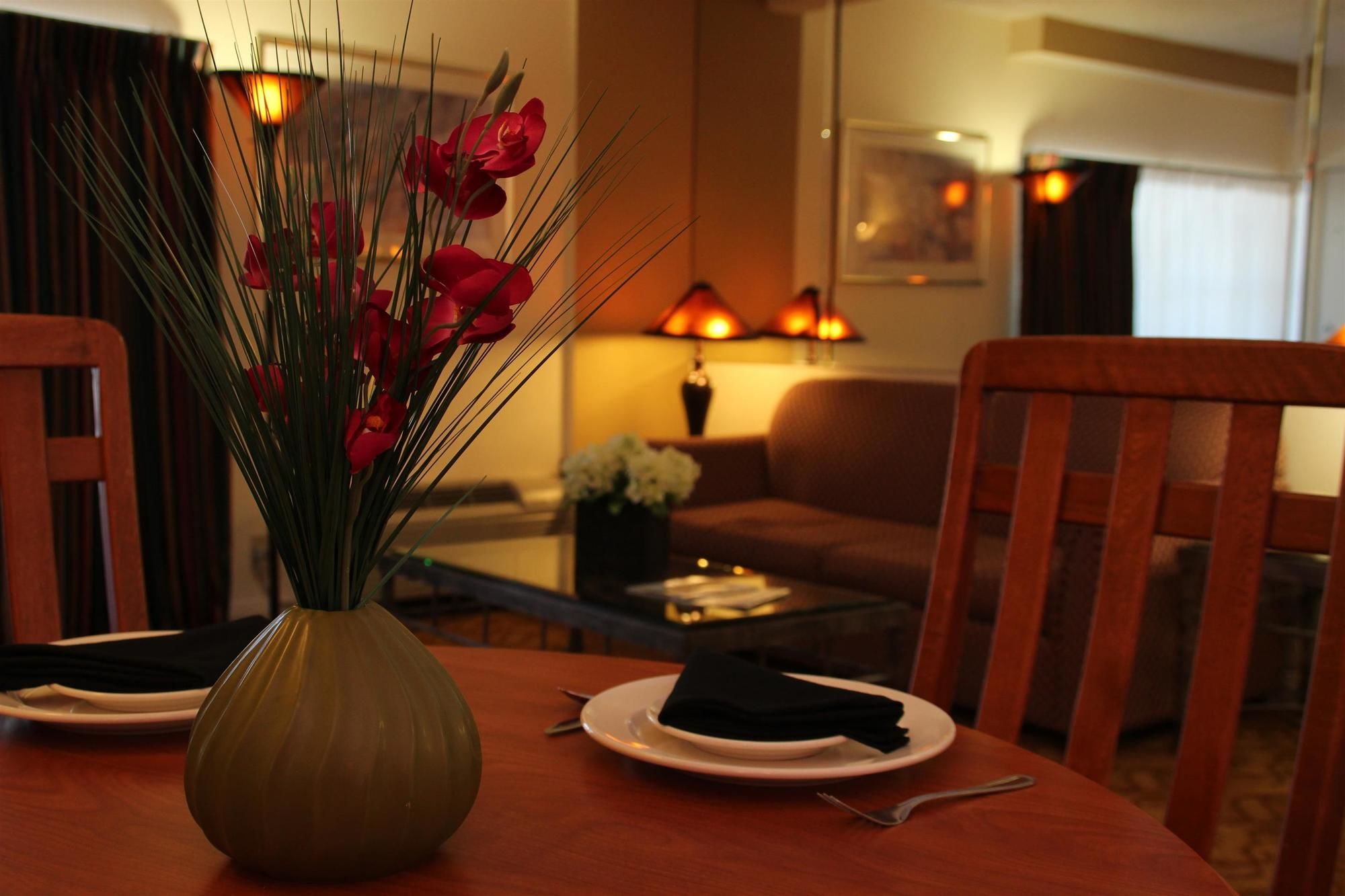 Фото Best Western Plus Thousand Oaks Inn