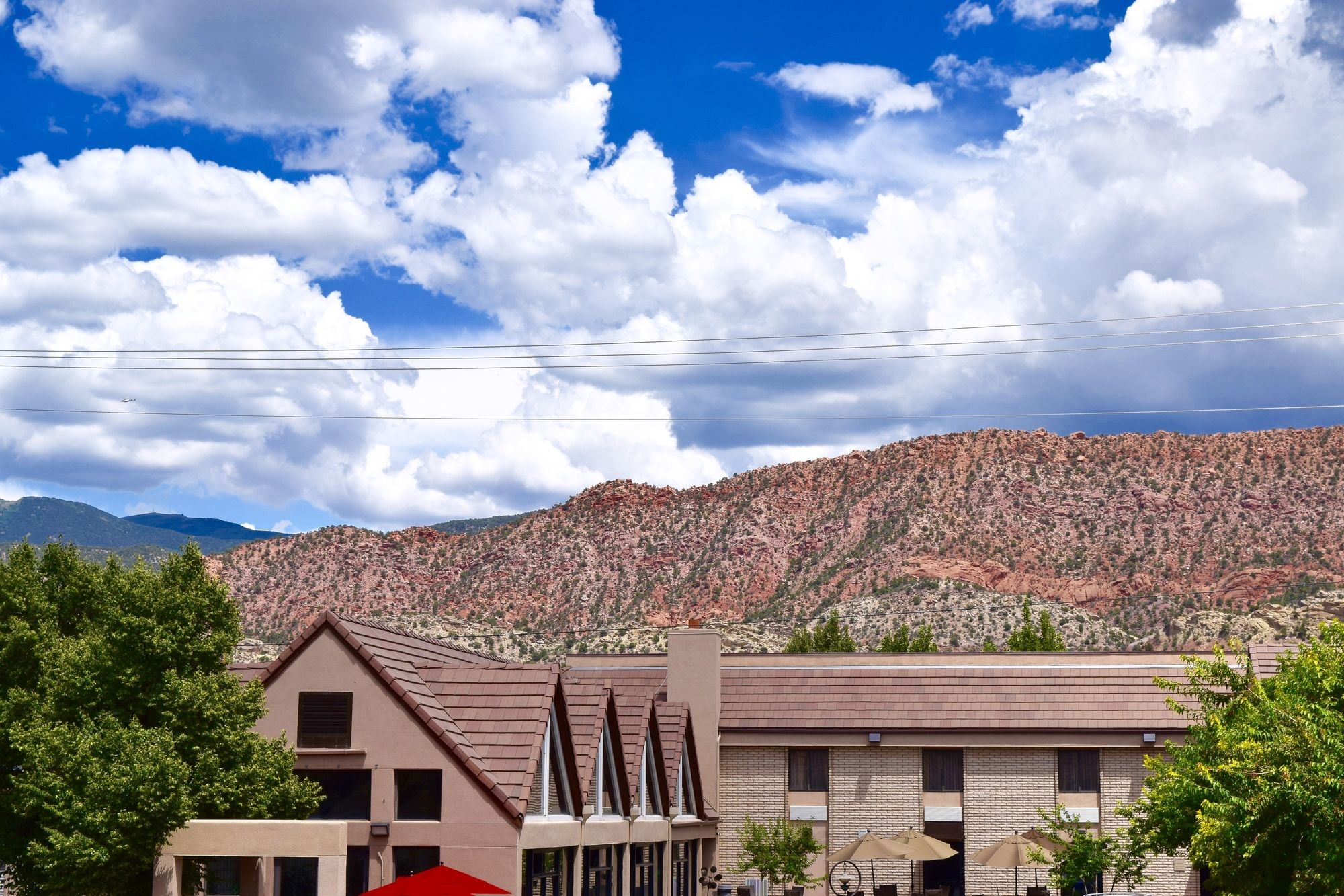 Фото Best Western Town & Country Inn