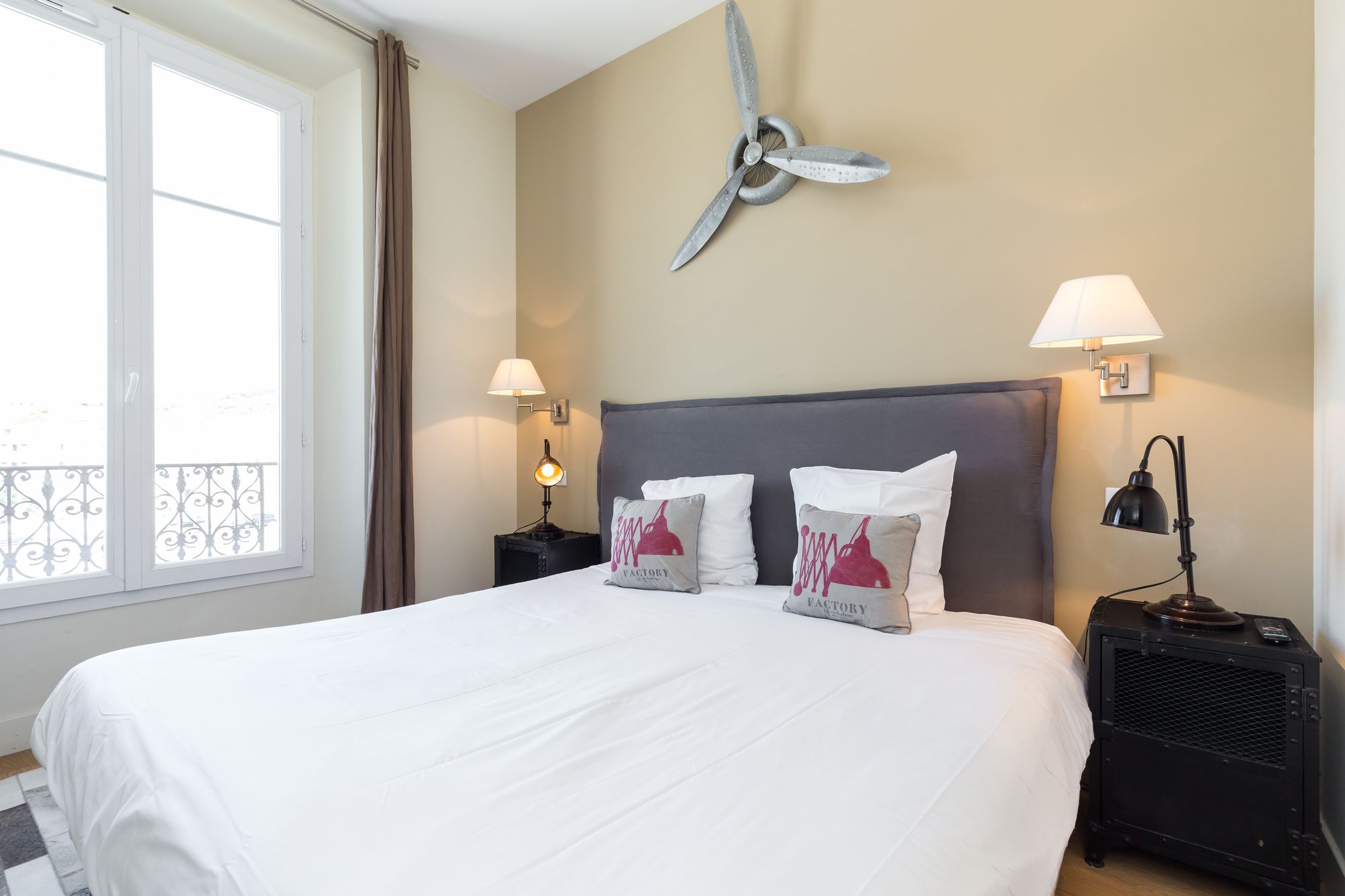 Фото Florella Jean Jaures