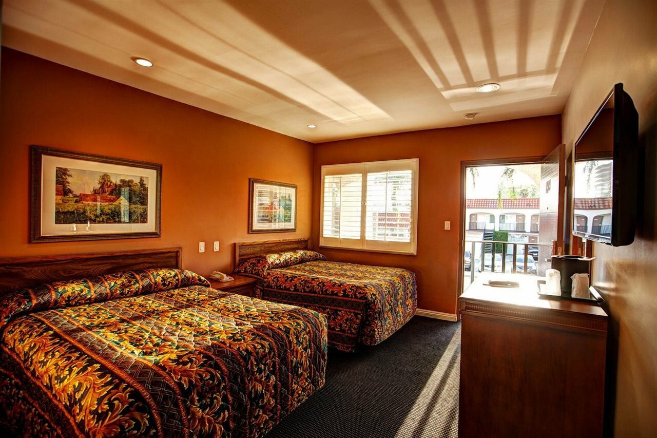 Фото Dunes Inn Sunset