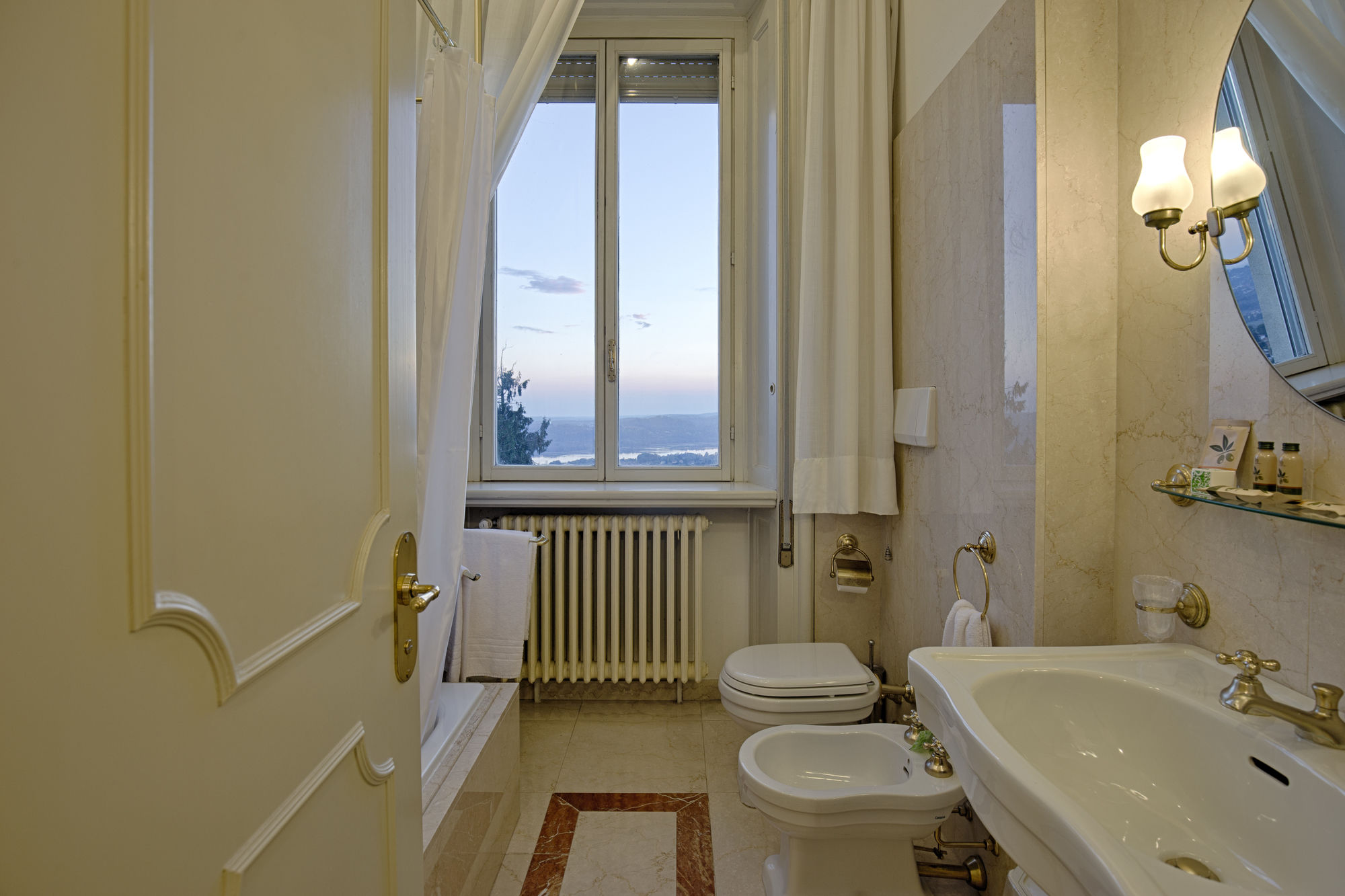 Фото Palace Grand Hotel Varese