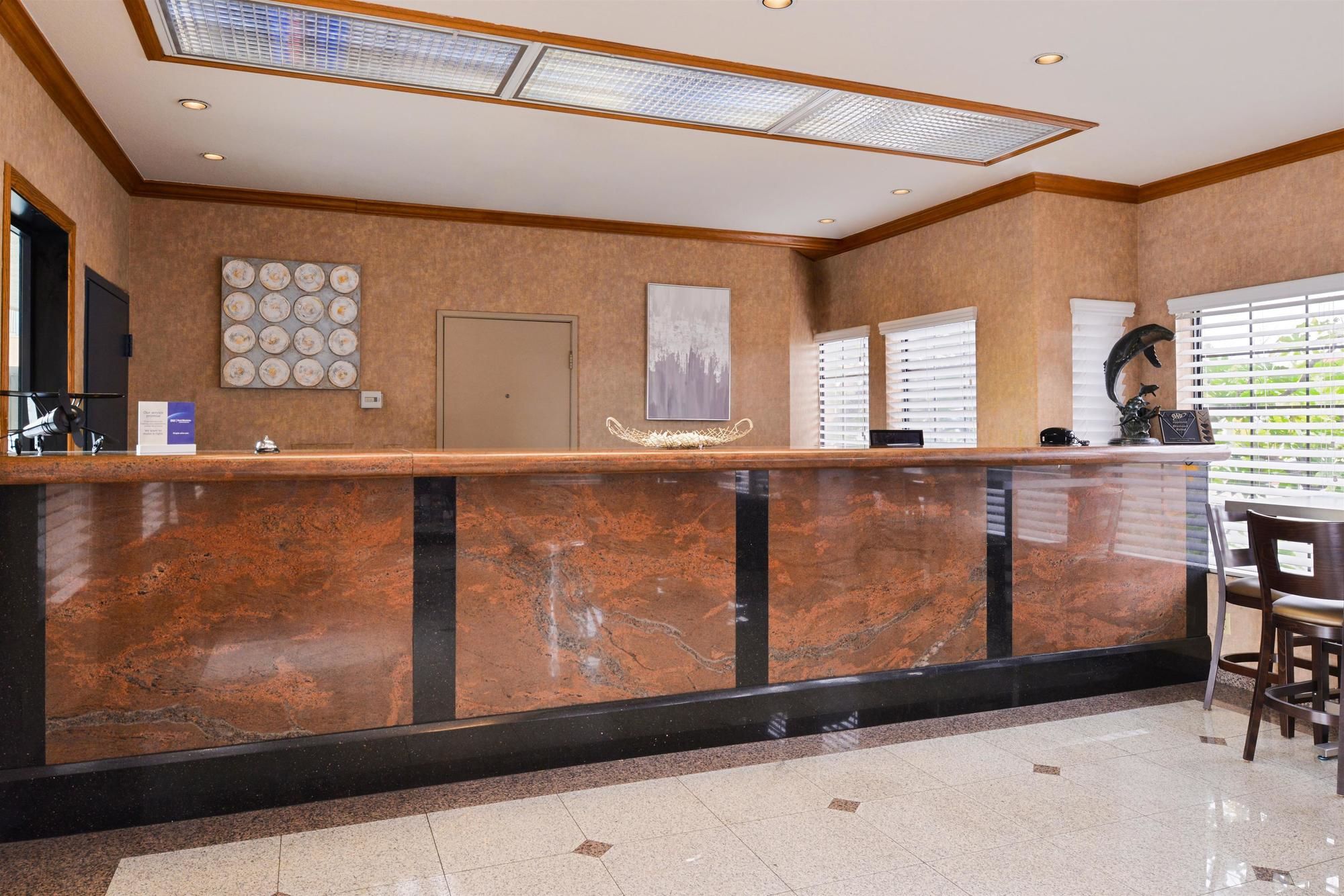 Фото Best Western Airpark Hotel-Los Angeles Lax Airport