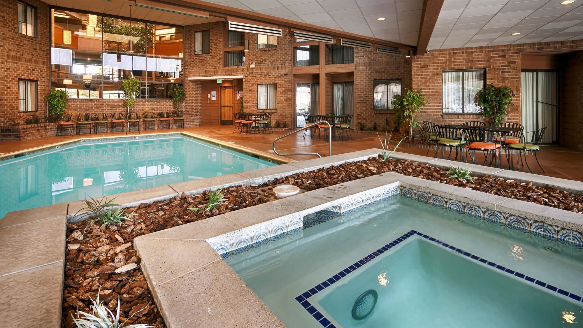 Фото Best Western Plus Landmark Inn