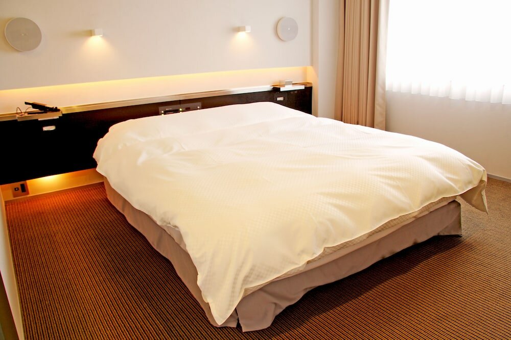 Фото Century Royal Hotel