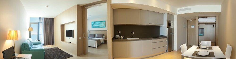 Фото Hotel Atenea Port Barcelona Mataro