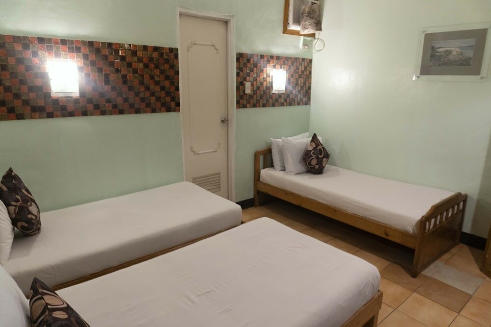 Фото Saint Illians Inn