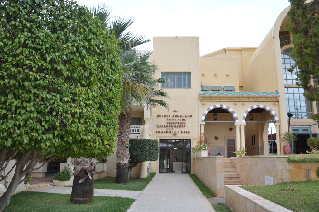 Фото Suites hotel les charmilles & SPA