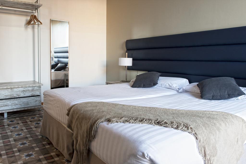 Фото Mh Apartments Tetuan