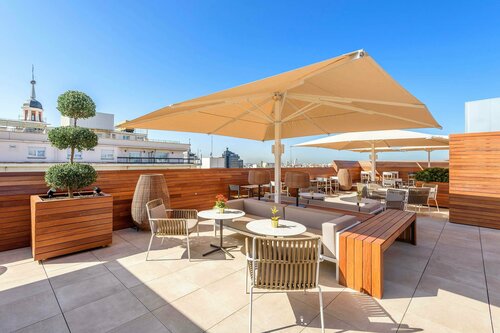 Гостиница Melia Madrid Serrano в Мадриде