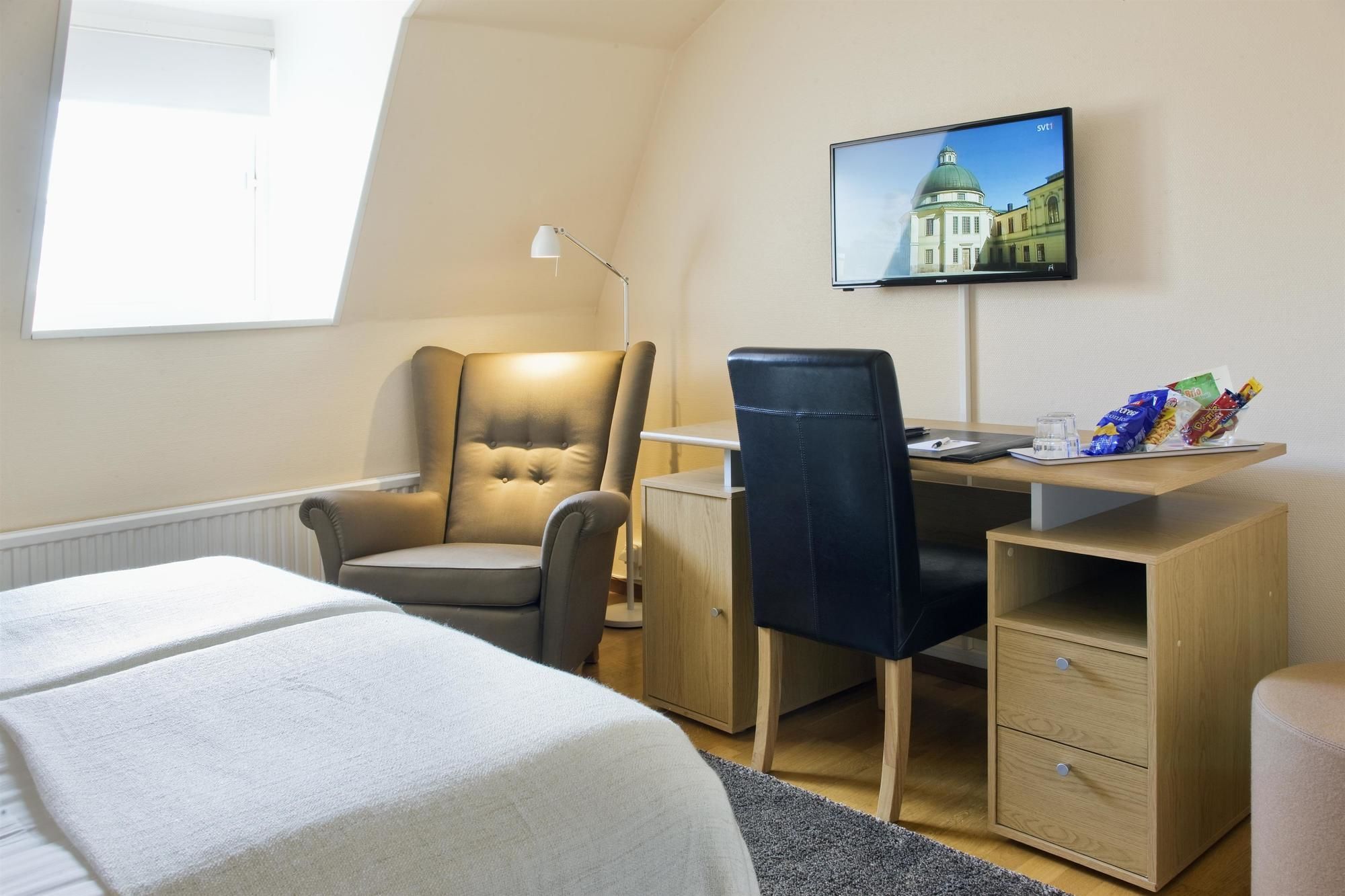 Фото Sure Hotel by Best Western Öjaby Herrgård