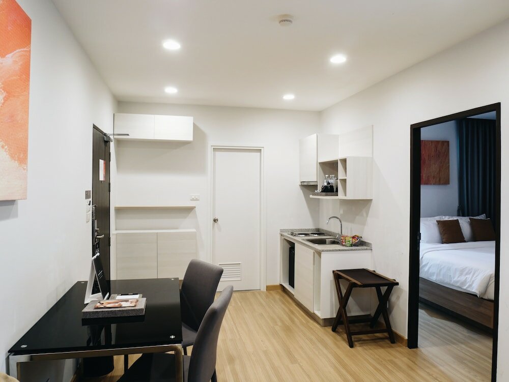 Фото Brique Hotel Chiang Mai