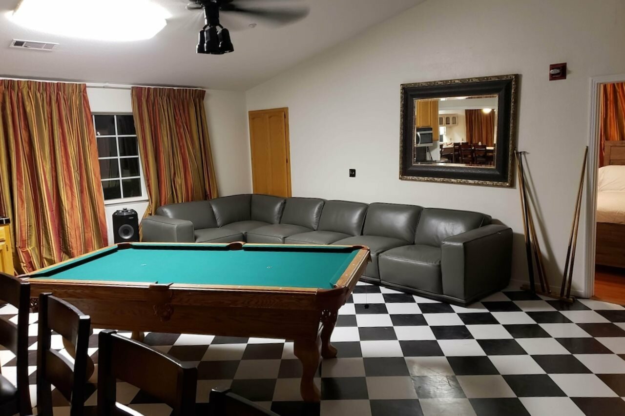 Фото Yosemite Embassy