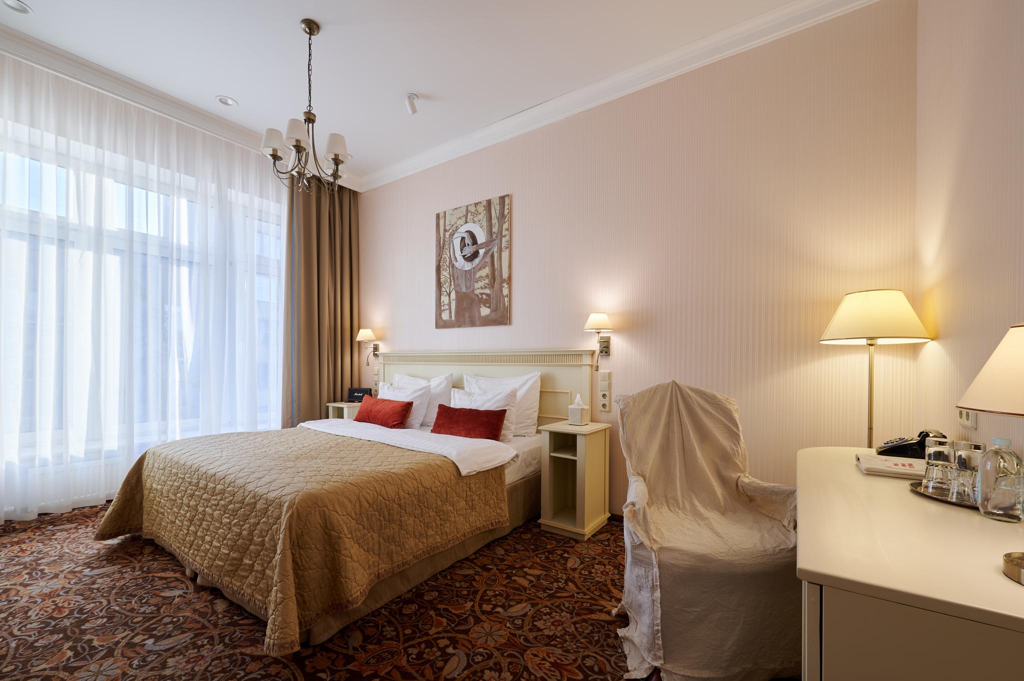 Фото отеля 1