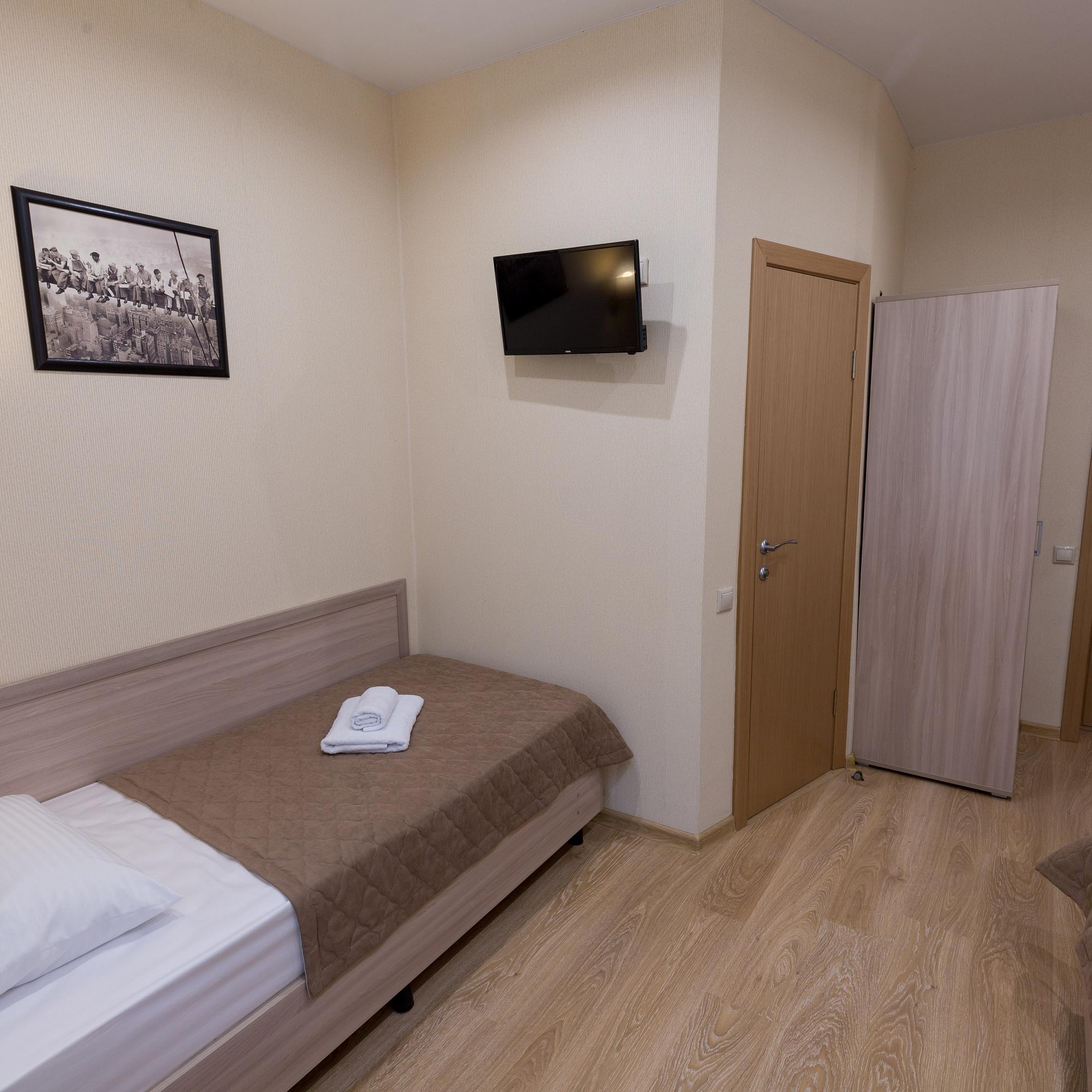 Фото Академик