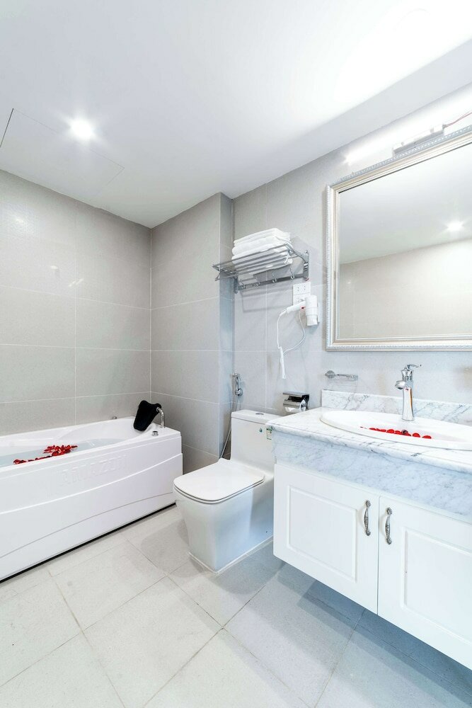 Фото Rosee Hotel & Apartment