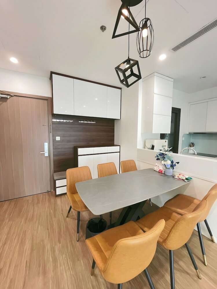 Фото Daisy Homestay - Vinhomes Sky Lake