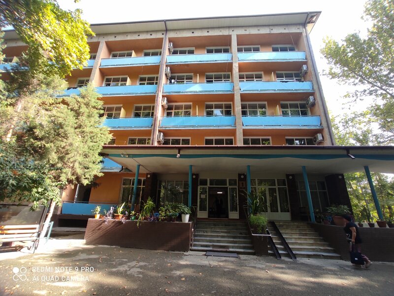 Kaya Skodelarioning yalangoch fotosuratlari