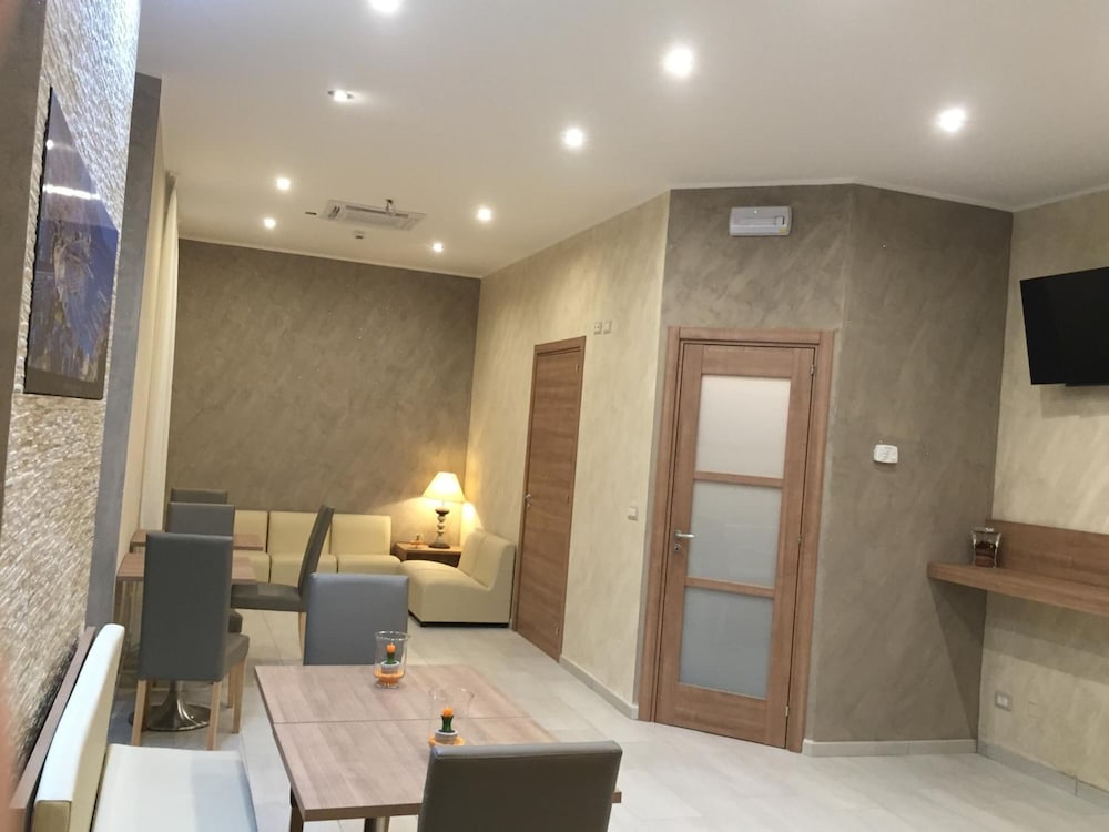 Фото Hotel Montecarlo