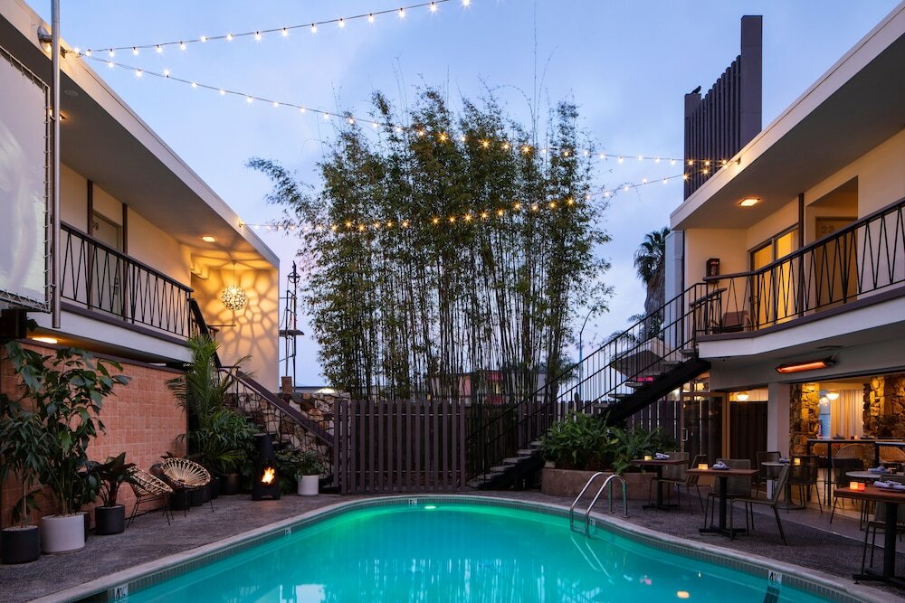 Фото The Pearl Hotel