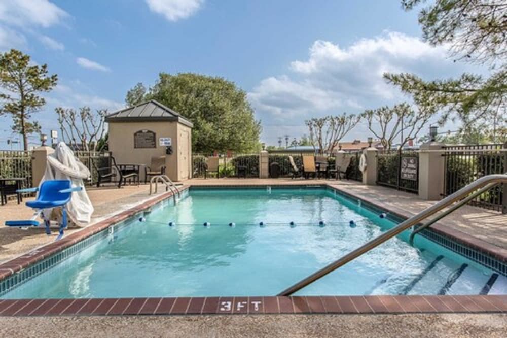 Фото Quality Inn & Suites Durant