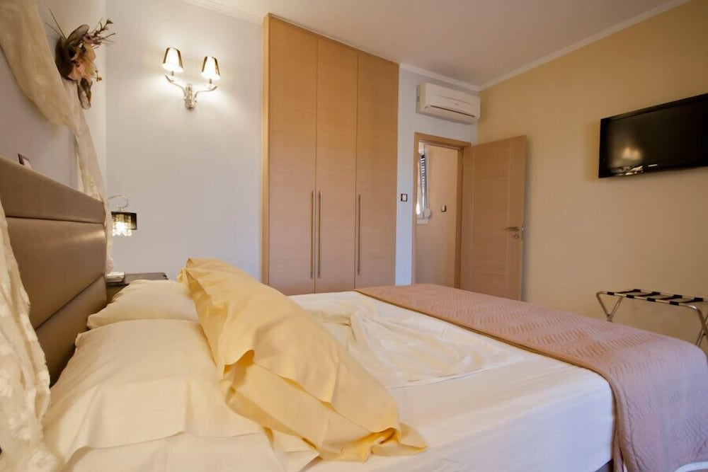 Фото Sun Village Hotel