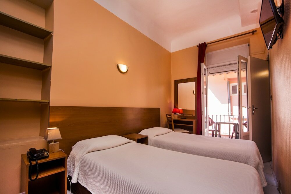 Фото Hotel le Dauphin