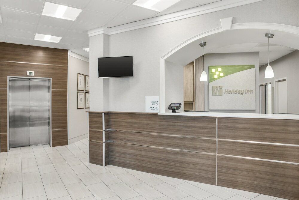 Фото Holiday Inn Charleston Riverview, an Ihg Hotel