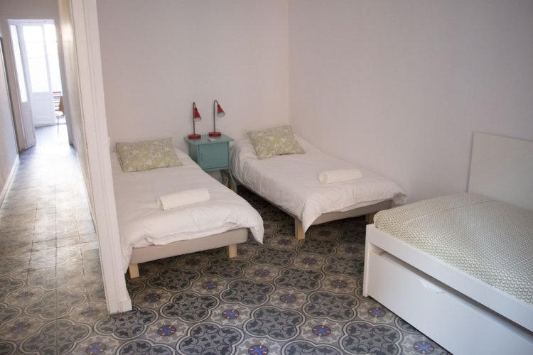 Фото Bed and Beach Barcelona Guesthouse