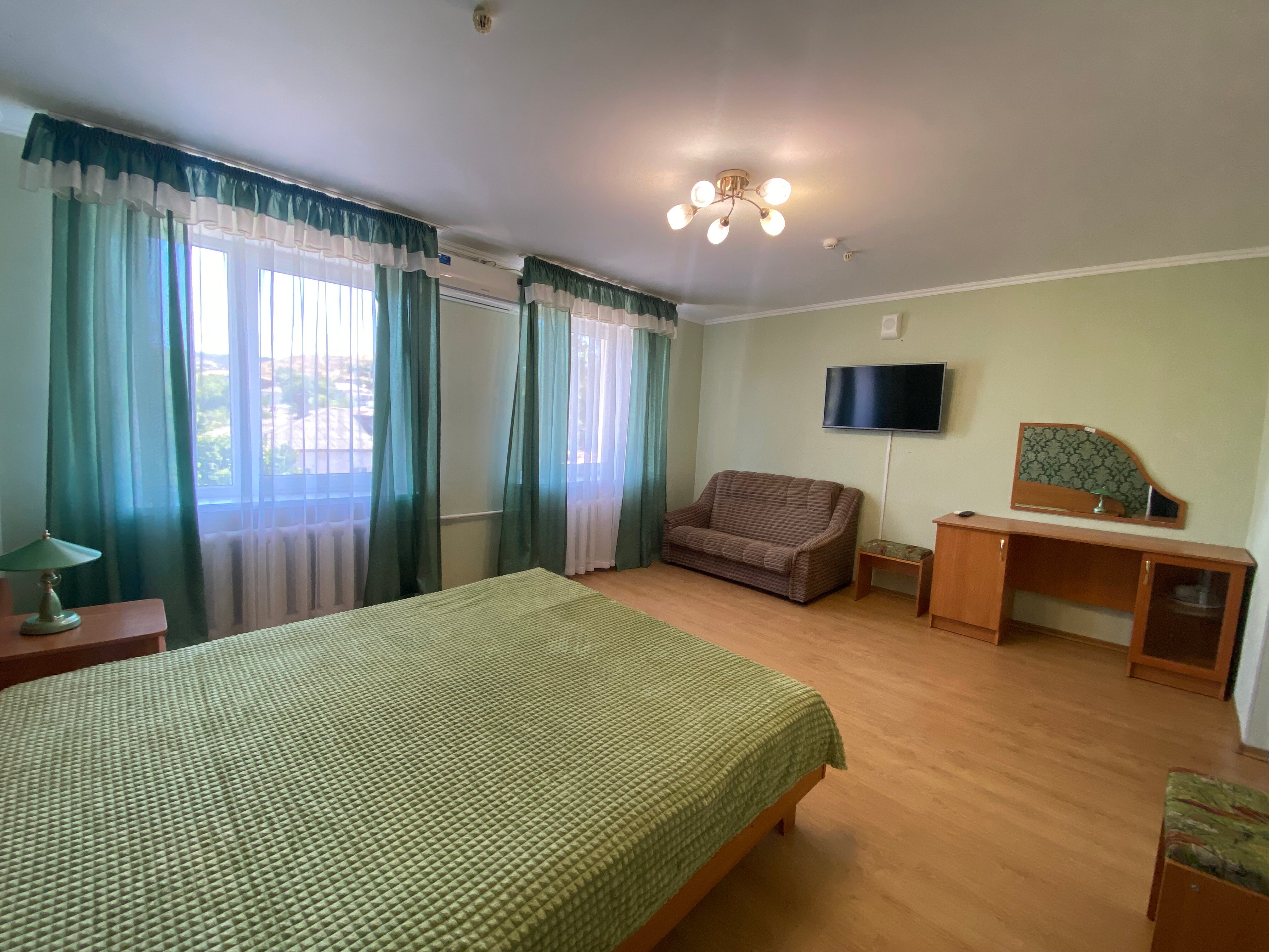 Фото отеля 2