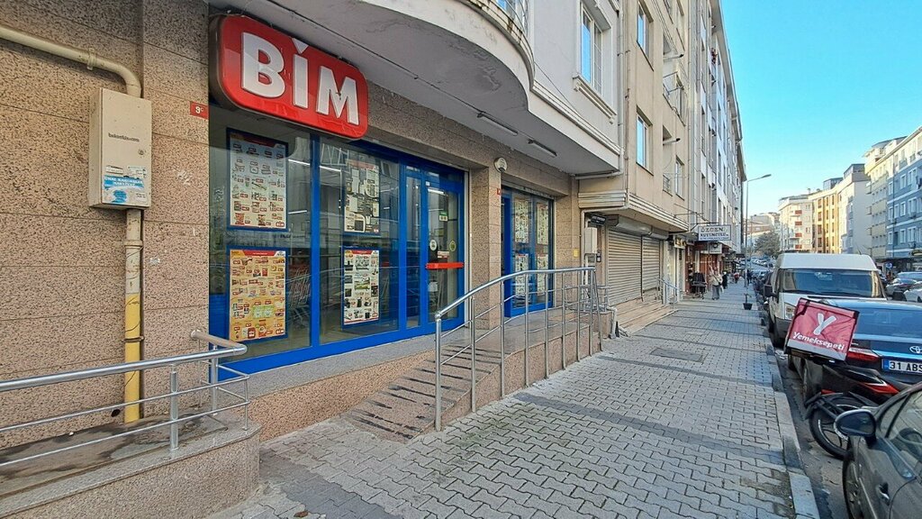 Supermarket Bim, Istanbul, photo