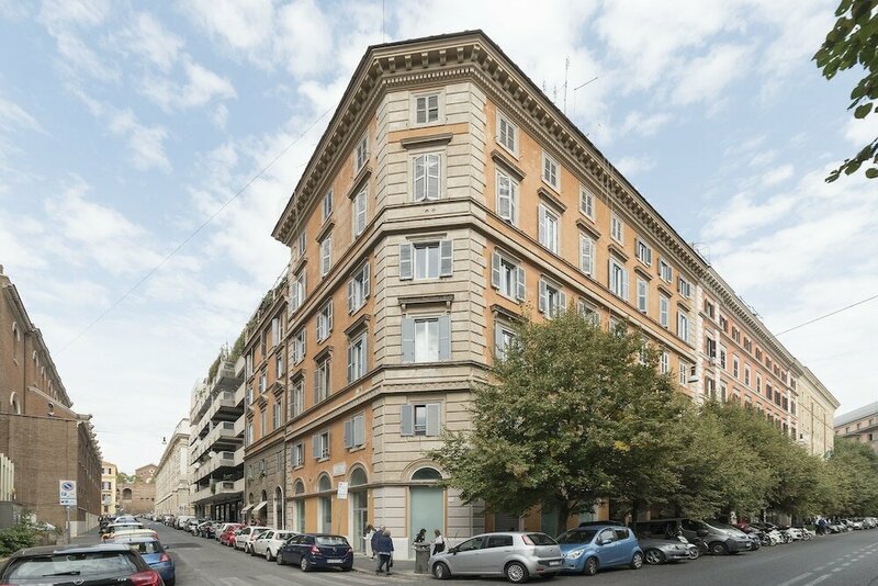 Гостиница Villa Borghese Roomy Flat в Риме