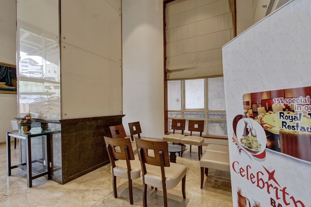 Фото Oyo 8169 Hotel Salem Castle