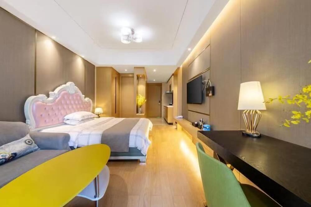 Фото Manhattan Langde Apartment