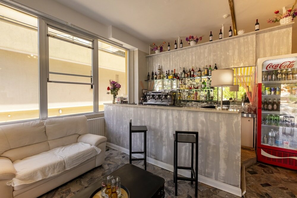 Фото Hotel Giumer