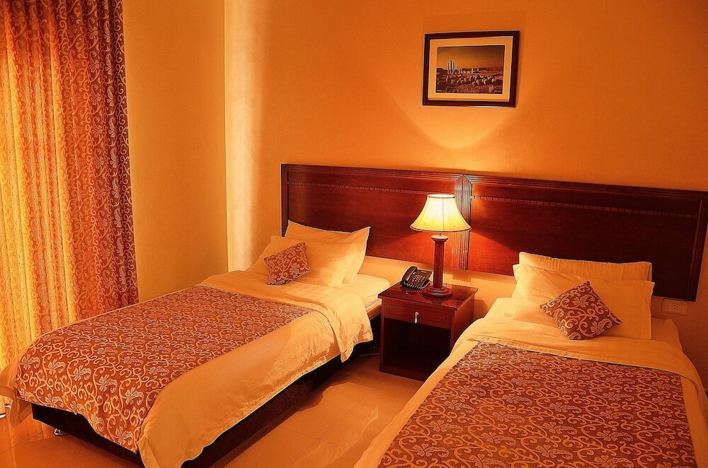 Фото Mosaic City Hotel