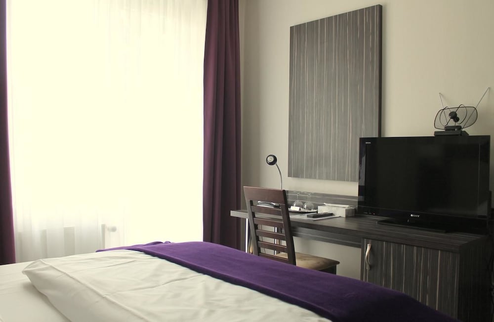 Фото Hotel Famosa