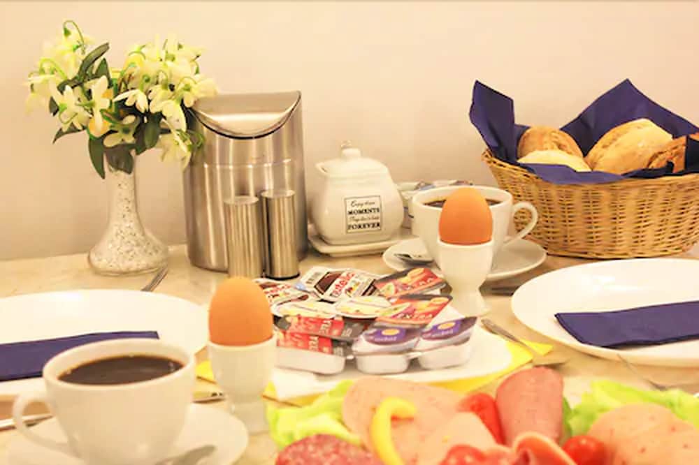 Фото Hotel Altenwerder Hof