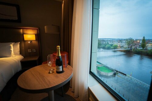 Гостиница Clayton Hotel Glasgow в Глазго