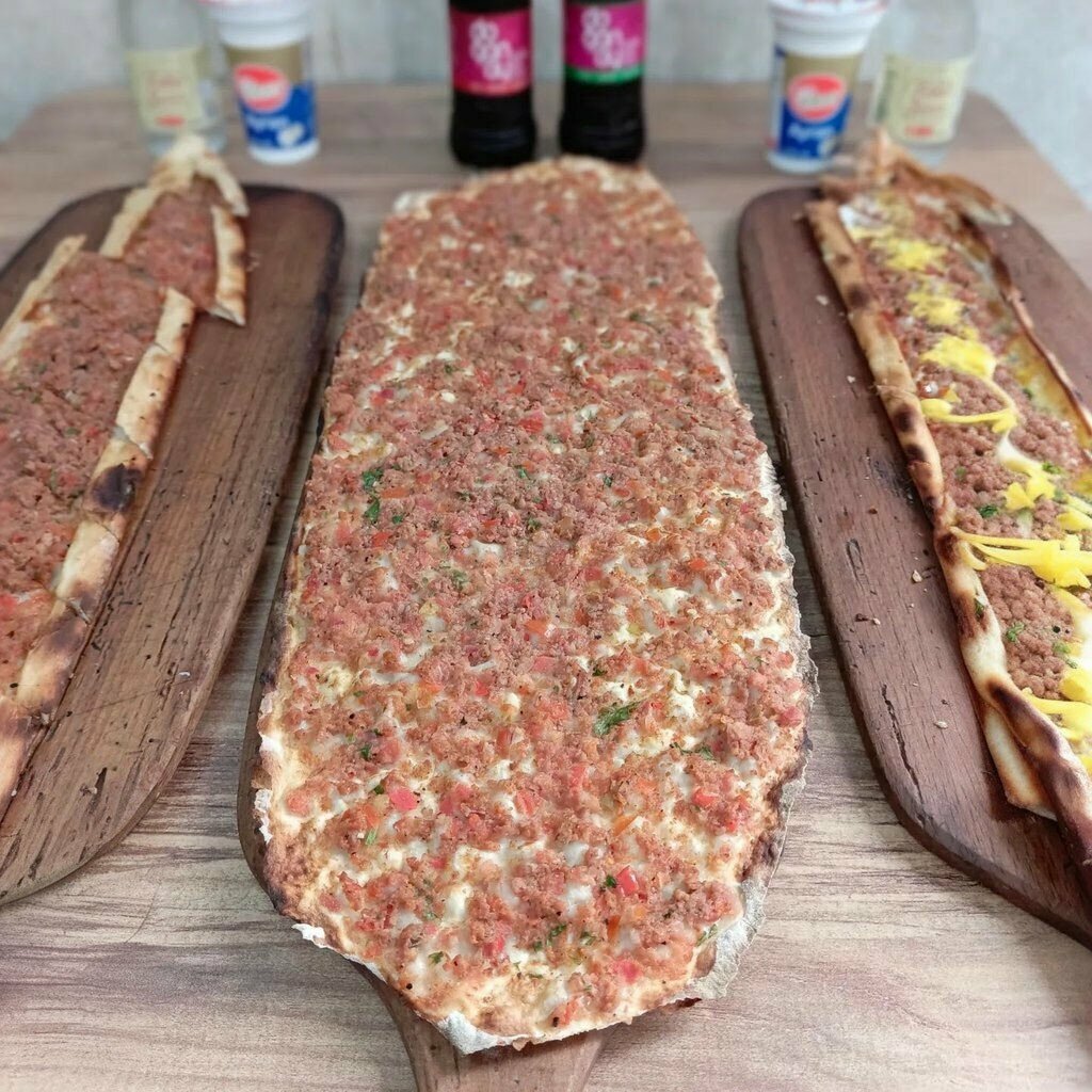 Cafe Zeybek Pide ve Corba Salonu, Izmir, photo