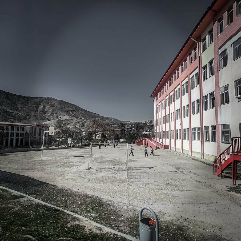 School Mehmet Izzet Pasha Middle School, Darende, photo