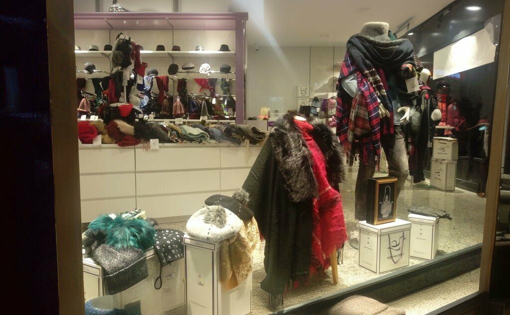 Hat shop Kafaniza Takin, Istanbul, photo