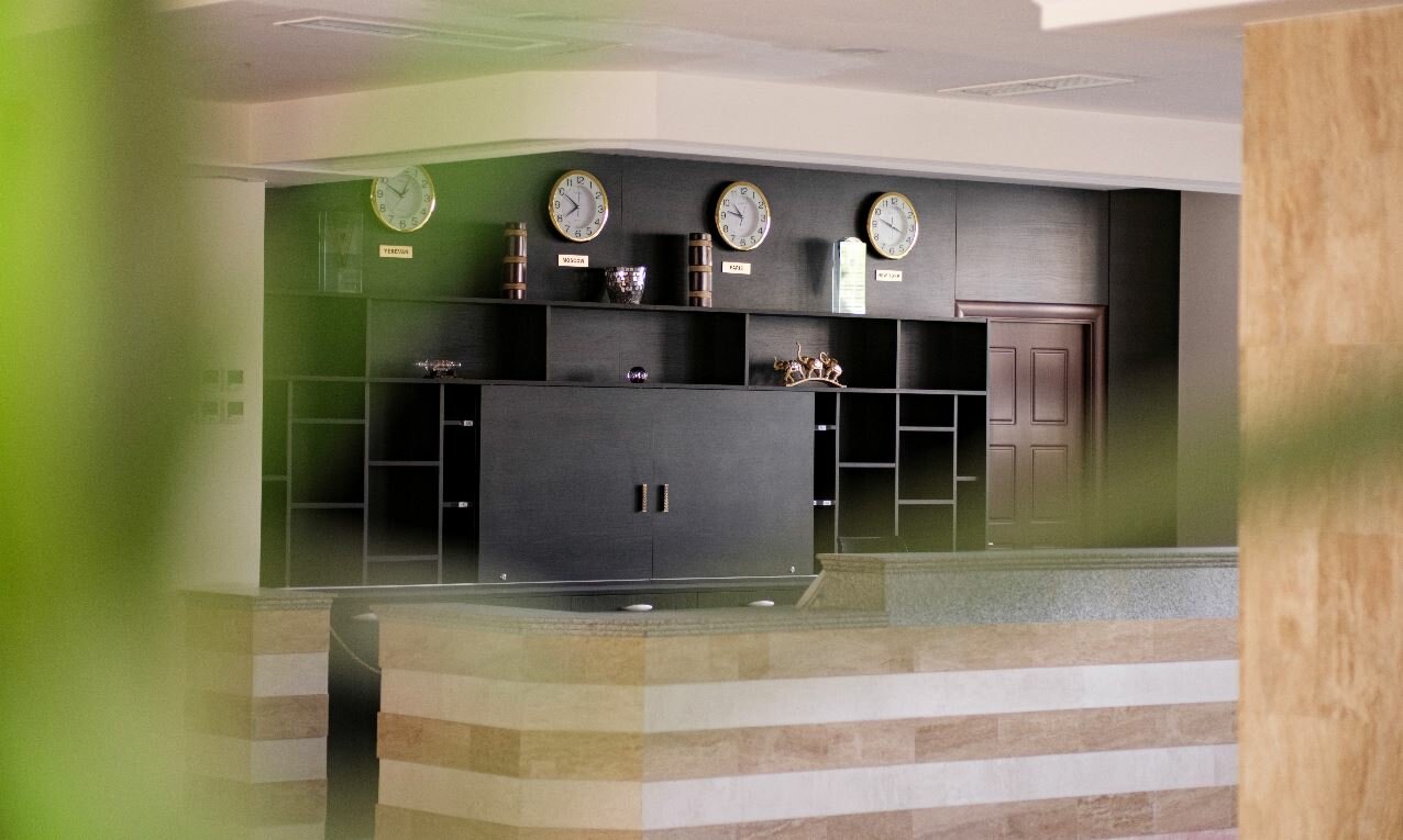 Фото Regineh Hotel