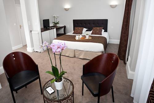 Фото Hotel Les Nations The Originals Boutique Vichy