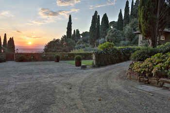 Фото Villa Le Fontanelle - Residenza d'Epoca