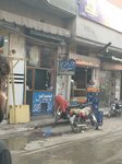Parace dry cleaner and steem laundry (Province of Punjab, Lahore, Mehmood Booti, New Bhogiwal Road), laundry