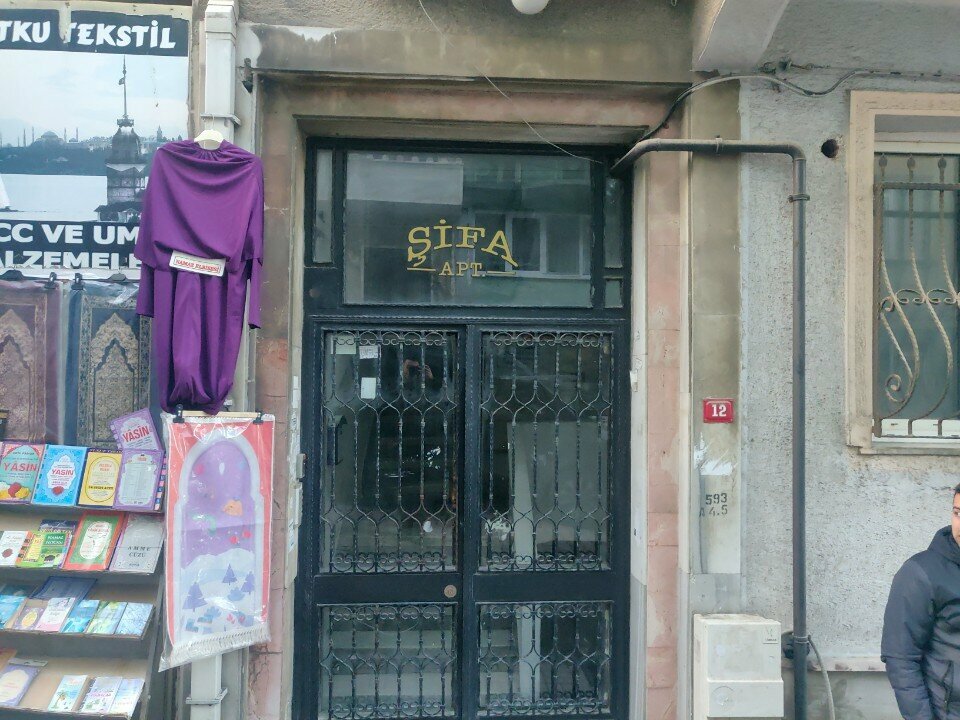 Publishing house Revak Kitabevi, Istanbul, photo