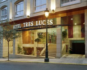 Гостиница Hotel Sercotel Tres Luces
