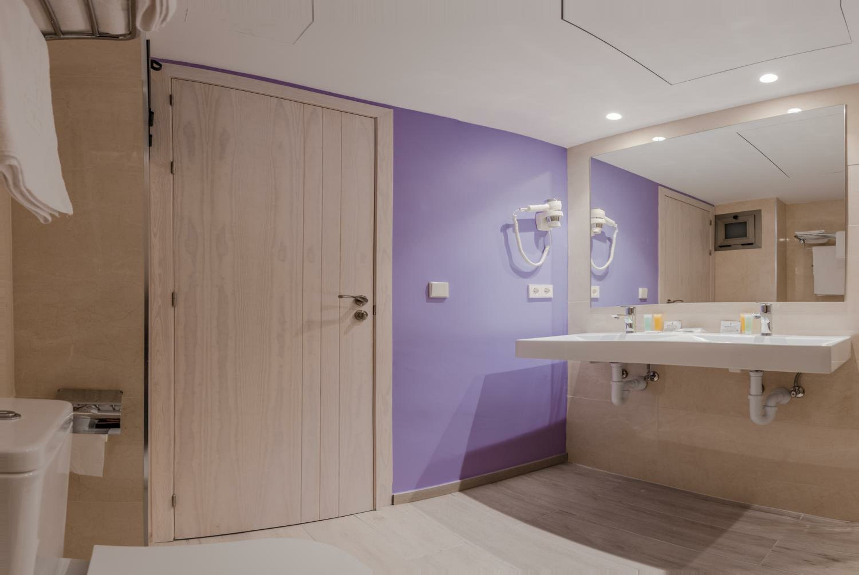 Фото Apartamentos Los Ángeles