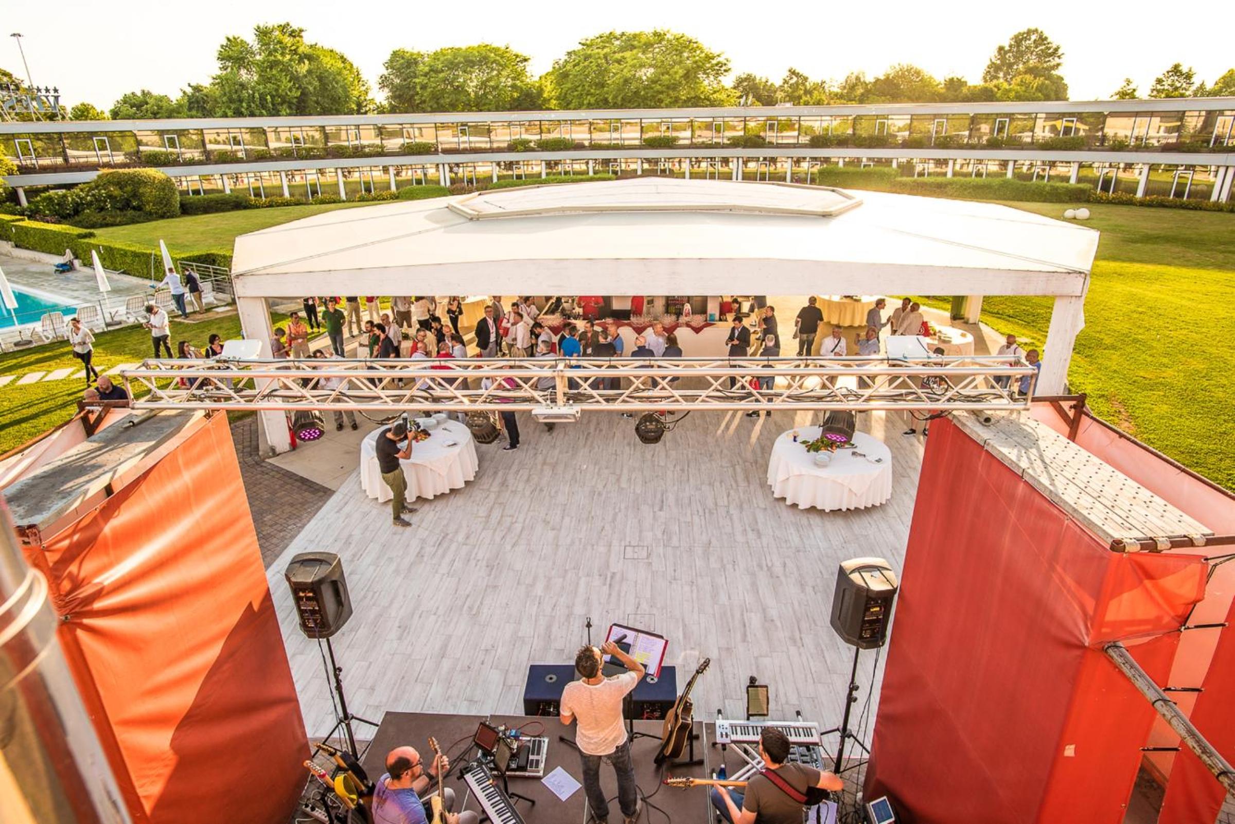 Фото Viest Hotel